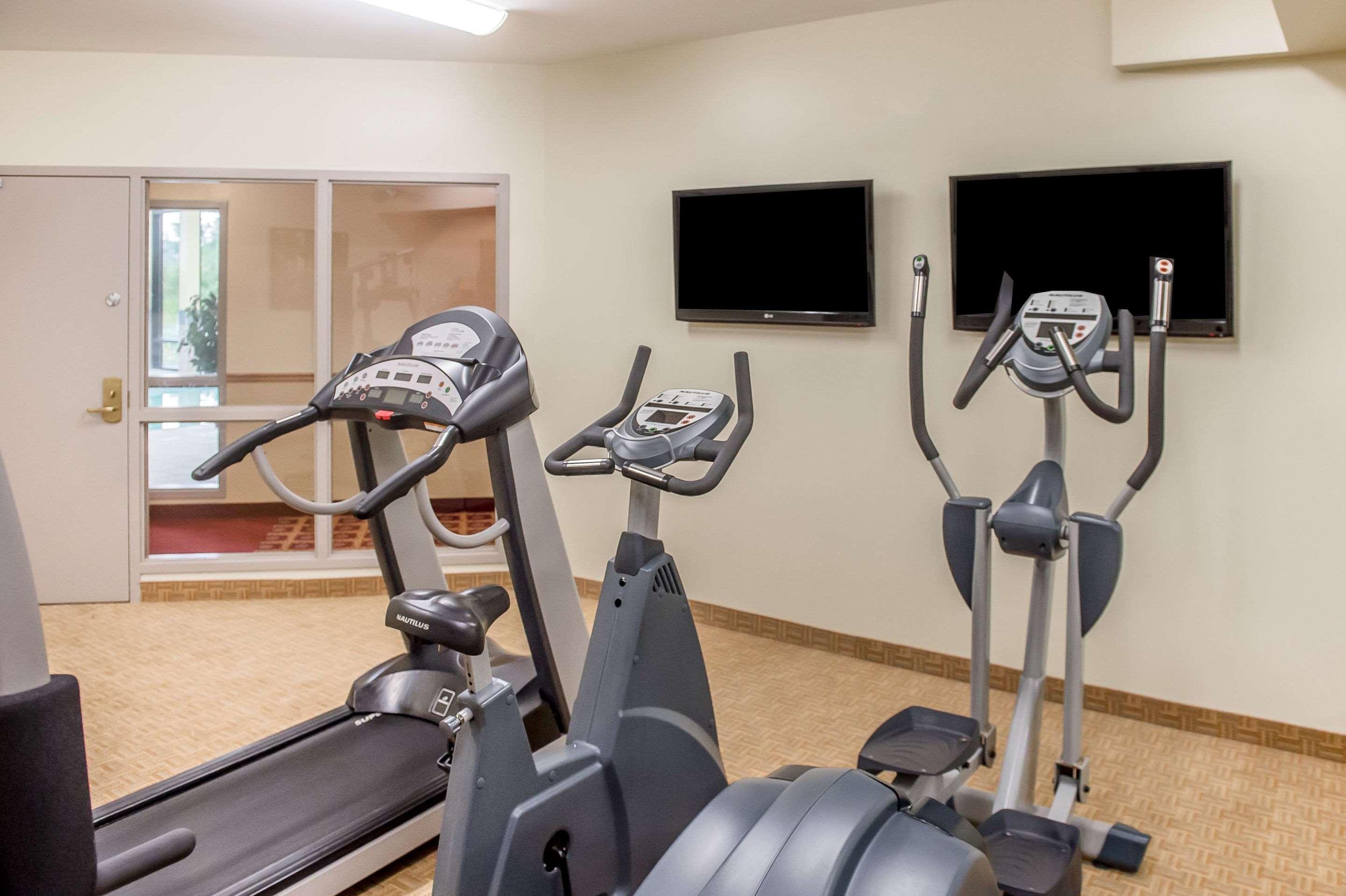 Quality Inn & Suites Hawkesbury Zewnętrze zdjęcie