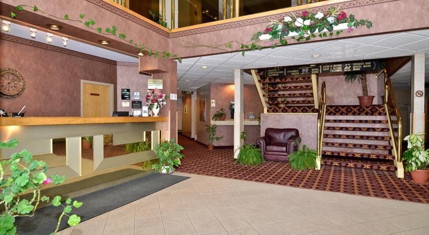 Quality Inn & Suites Hawkesbury Zewnętrze zdjęcie
