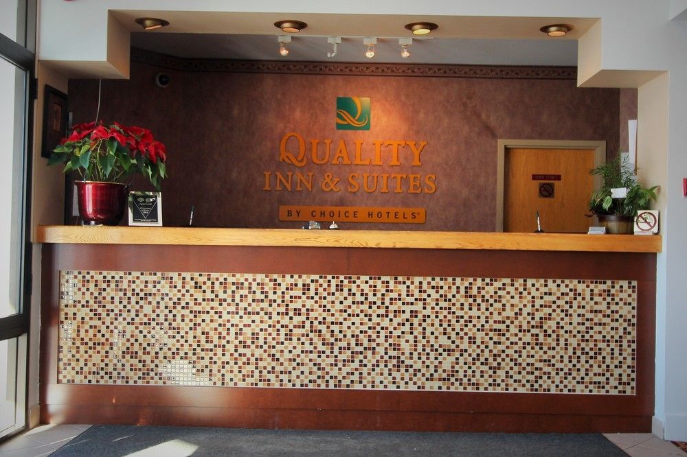 Quality Inn & Suites Hawkesbury Zewnętrze zdjęcie