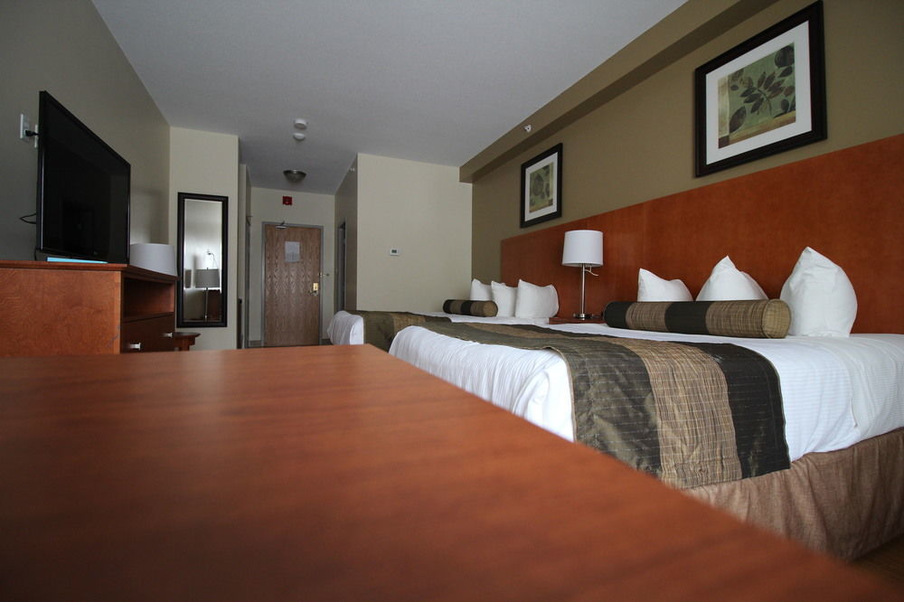 Quality Inn & Suites Hawkesbury Zewnętrze zdjęcie
