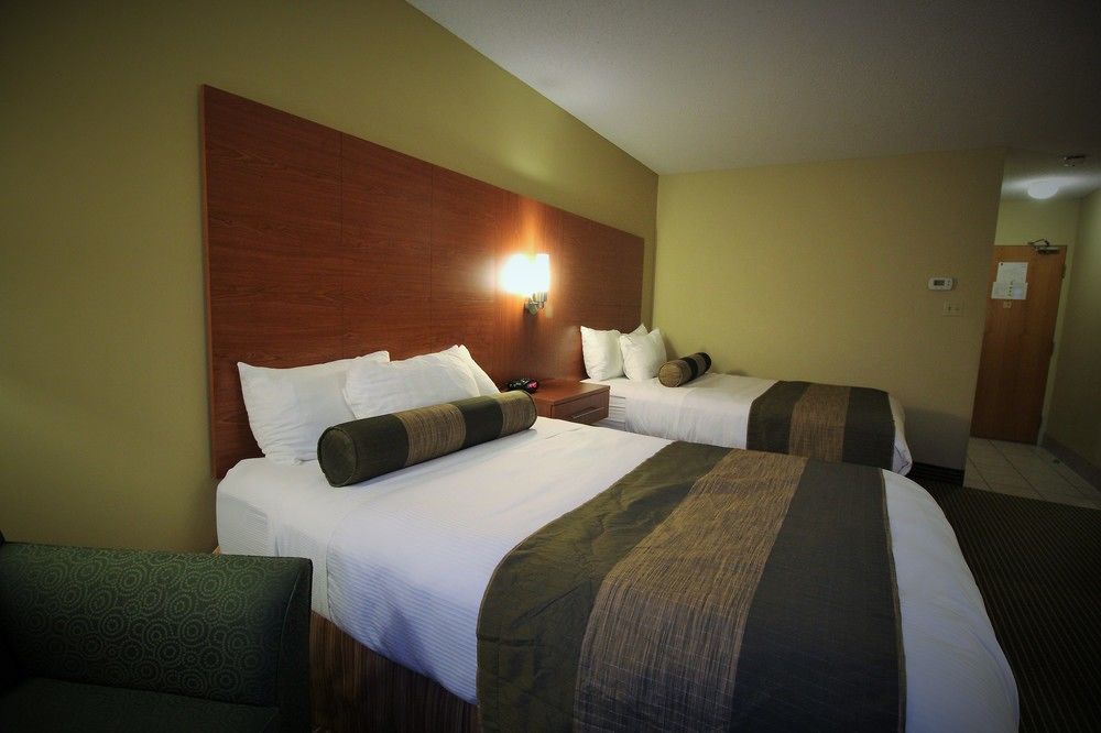 Quality Inn & Suites Hawkesbury Zewnętrze zdjęcie